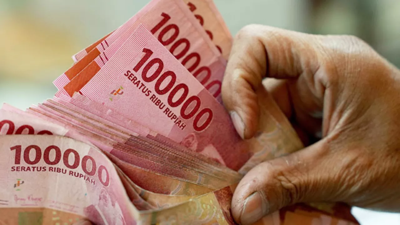 Rupiah Melemah di Awal Perdagangan, Terlemah di Asia