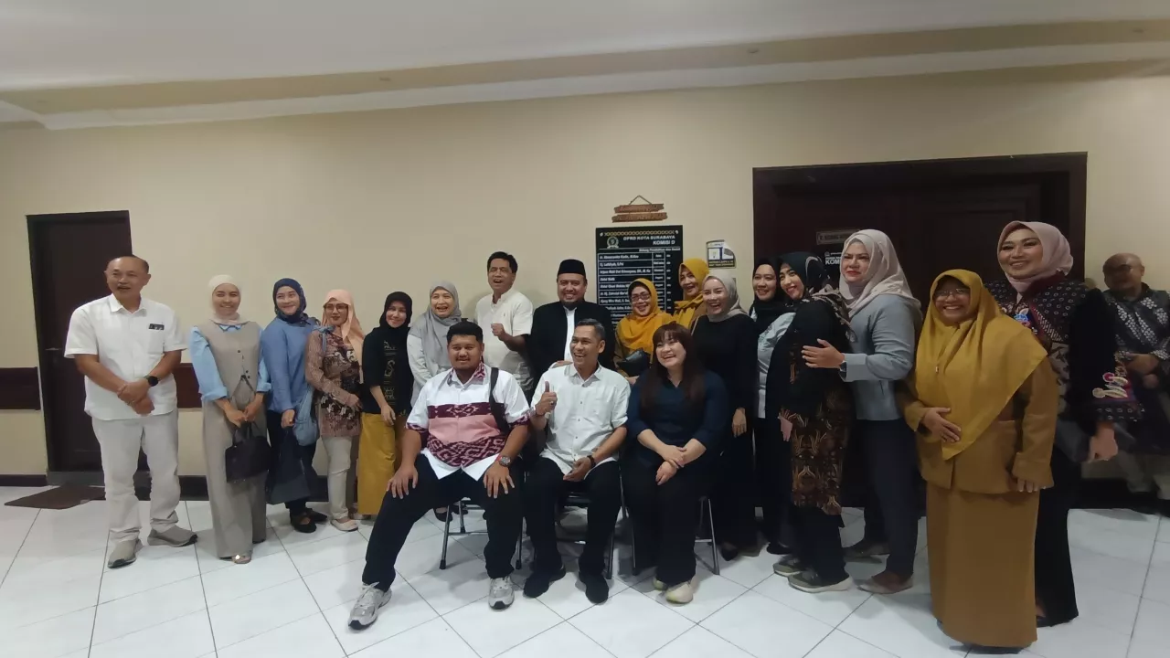 Komisi D : Tidak Ada Pungli di SMPN 1, Kegiatan Pelepasan Siswa Murni Inisiatif Wali Murid