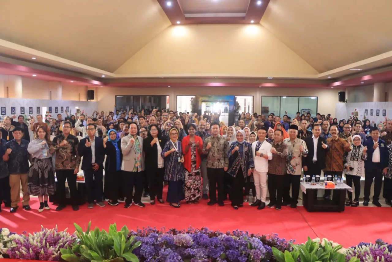 Emil Dardak Puji Langkah Unitomo Gaungkan Inovasi Hijau dan Transformasi Digital