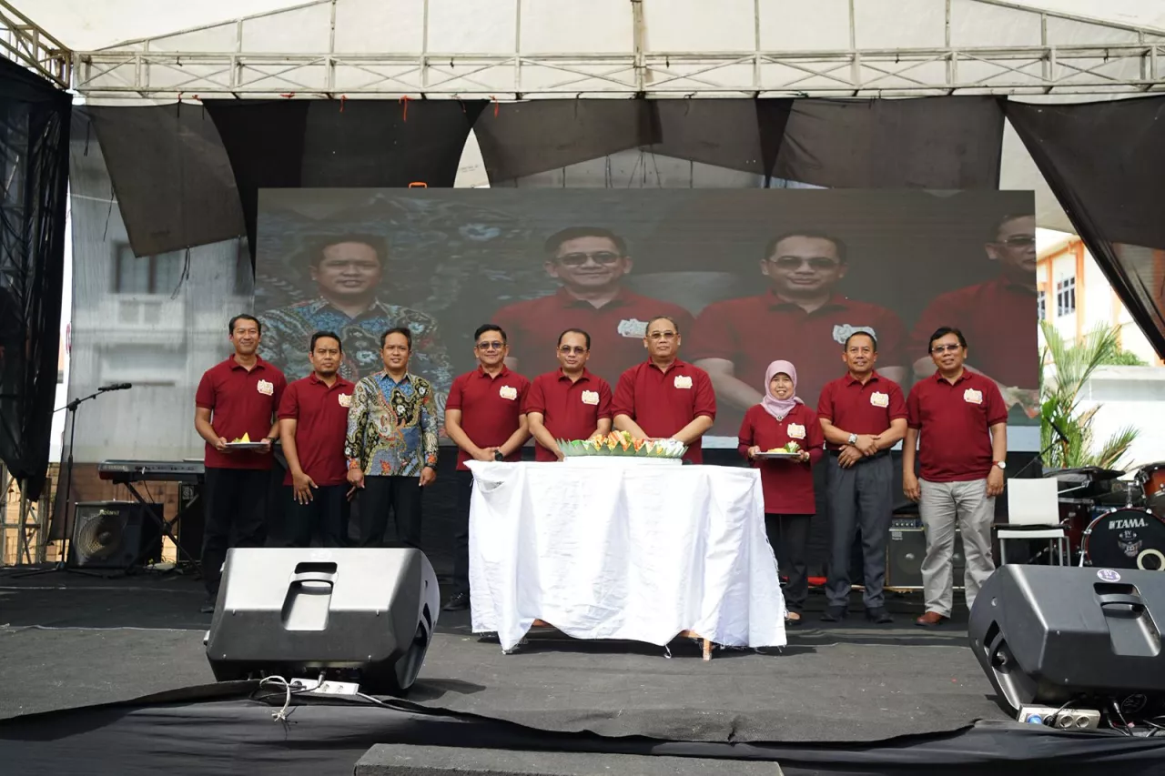 Dies Natalis ke-3 AMN Surabaya Tekankan Penguatan Karakter dan Prestasi Mahasiswa
