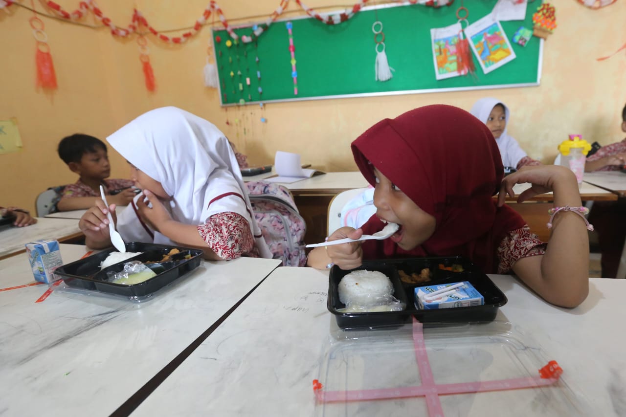 Pemkot Surabaya Dorong Keterlibatan UMKM dalam Program Makan Bergizi Gratis.
