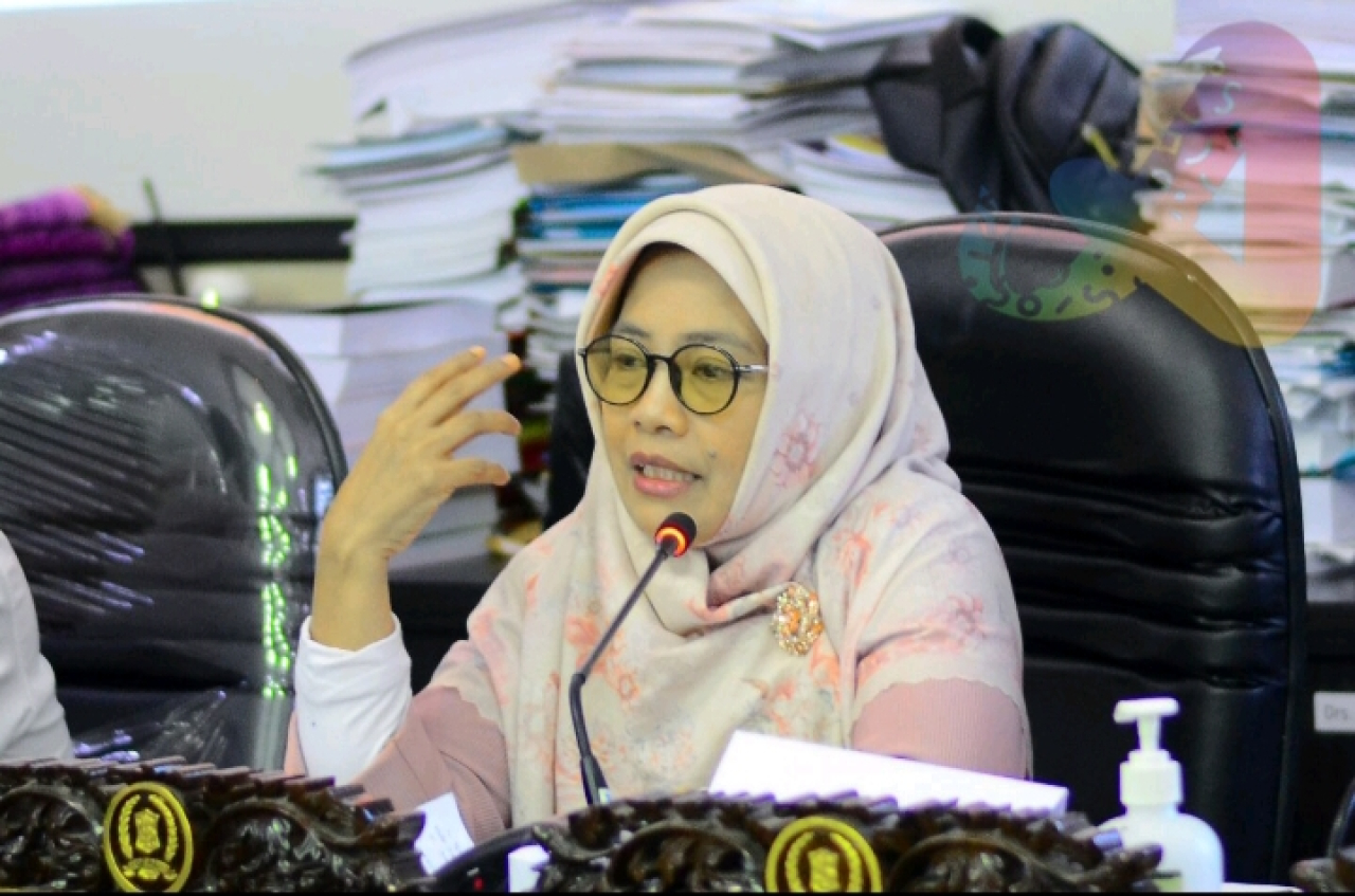 Aning Rahmawati : Anggaran proyek Rp.6,3 triliun dahulukan penanggulangan banjir di kota Surabaya.