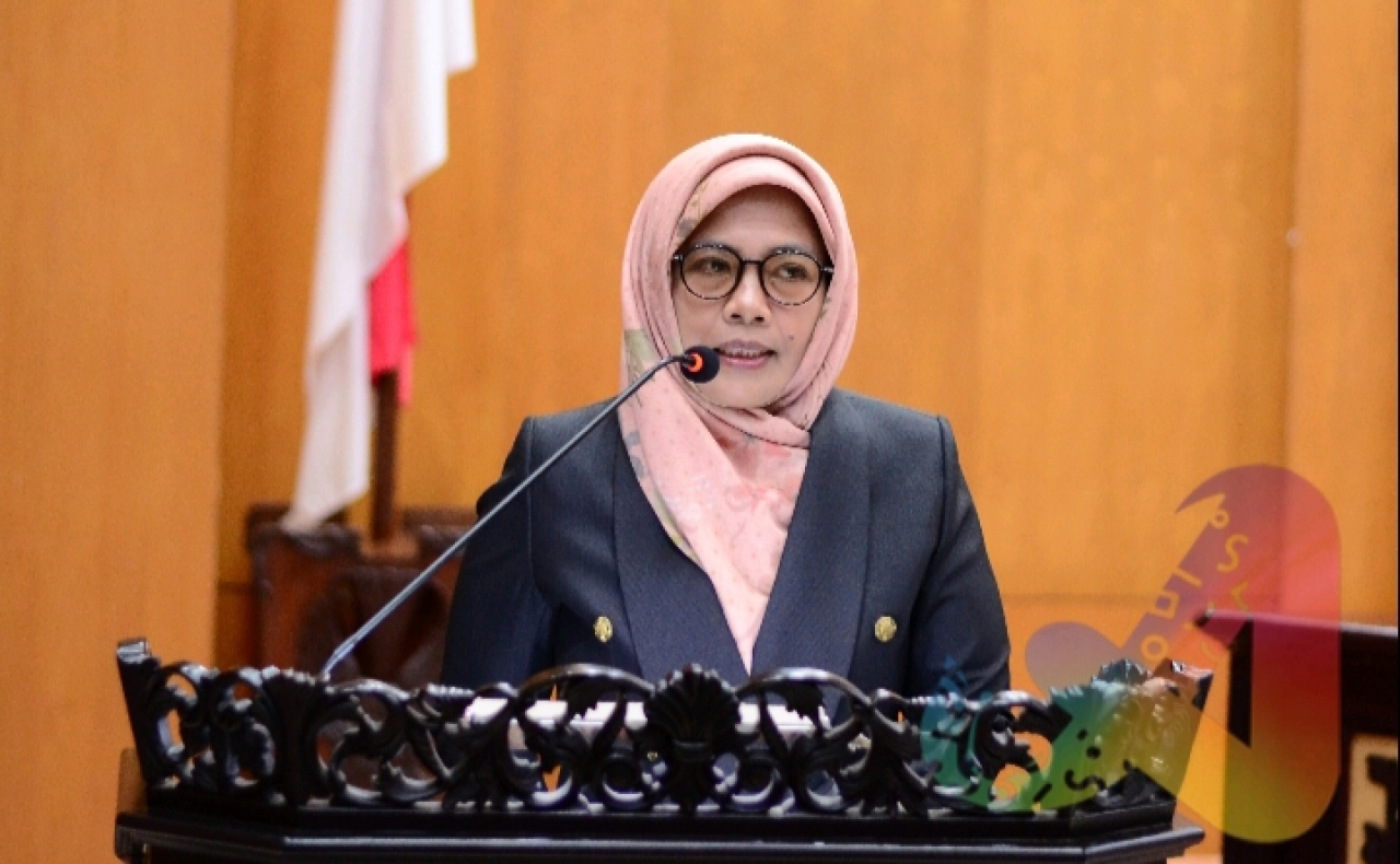 Aning Rahmawati : STOP berita Hoax,bikin resah warga kota Surabaya.