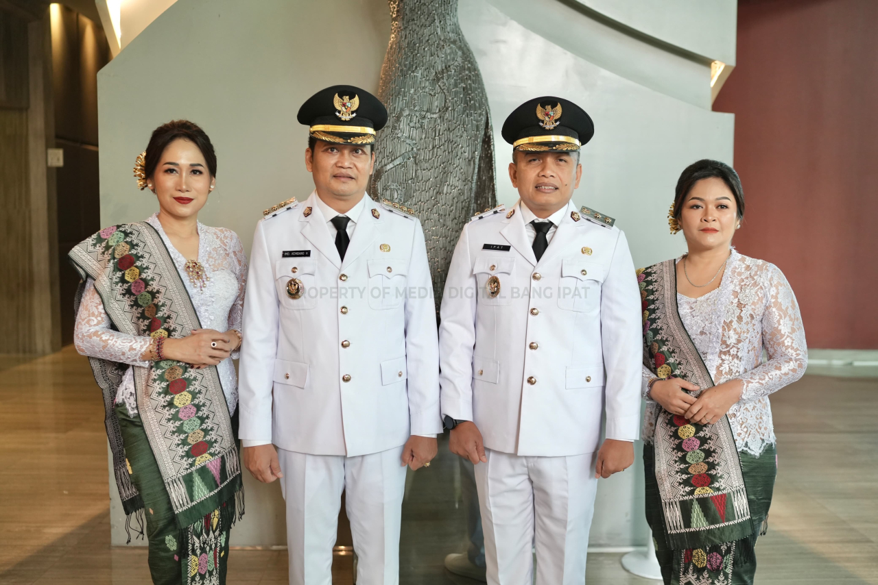 Pasangan Bang Ipat Resmi Menjabat Bupati Jembrana Periode 2025-2030