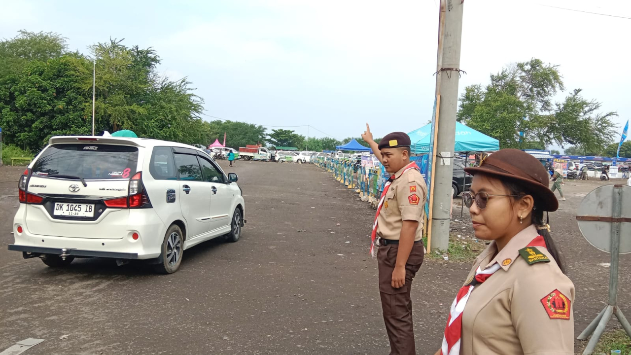 Arus Mudik Makin Padat, DKC Jembrana Turun Langsung Bantu Pemudik
