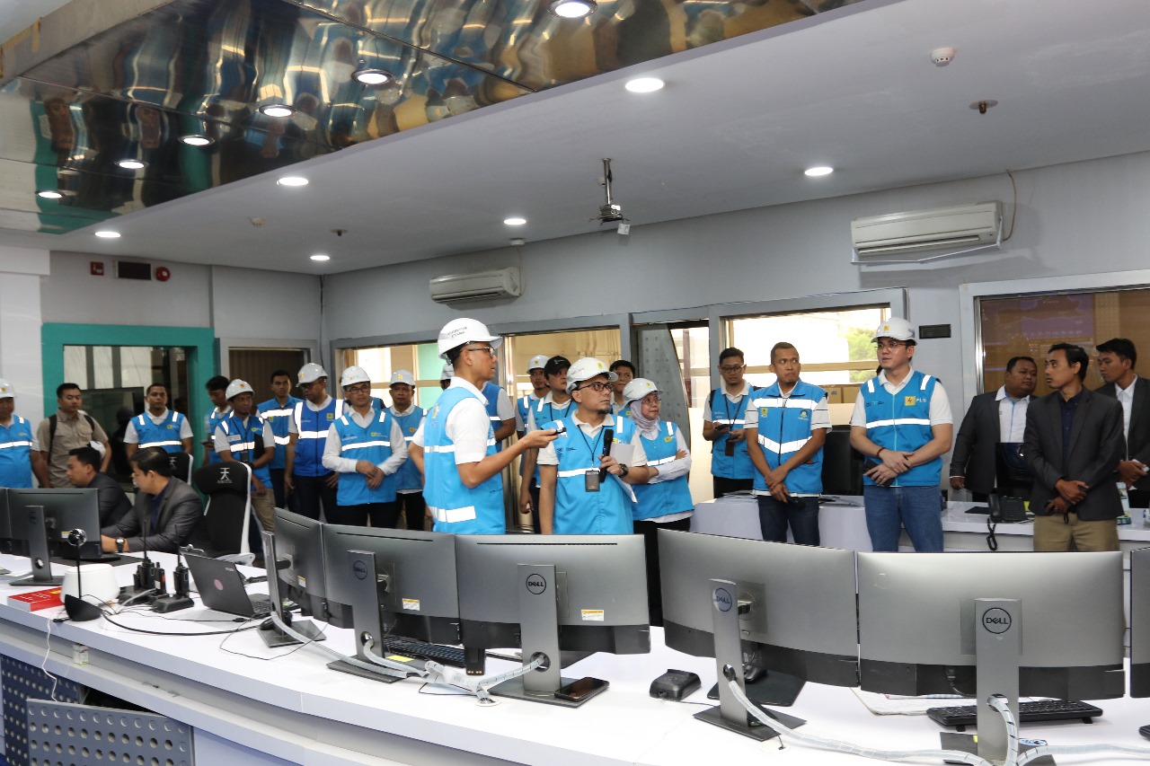 Dengan kesiapan yang matang dan sinergi antara berbagai unit kerja, PLN memastikan pasokan listrik tetap stabil demi mendukung kenyamanan masyarakat selama Idul Fitri.