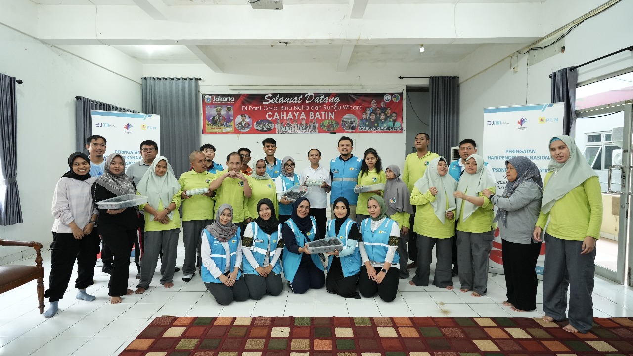 Dalam rangka memperingati Hari Pendidikan Nasional, PLN Unit Induk Distribusi (UID) Jakarta Raya bekerja sama dengan Panti Sosial Bina Netra dan Rungu Wicara (PSBNRW) Cahaya Batin mengadakan serangkaian kegiatan yang bertujuan untuk mendukung pendidikan i