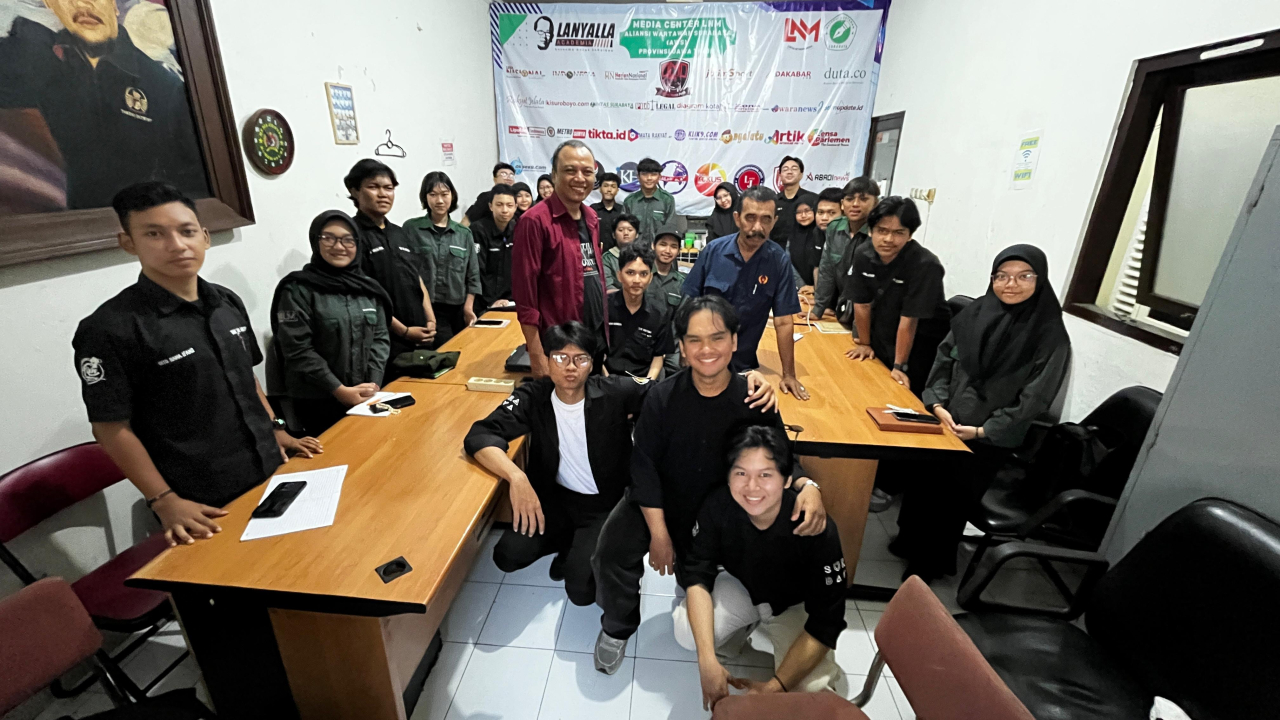 KFAK Gandeng AWS, Perluas Wawasan Magang Siswa ke Dunia Jurnalistik