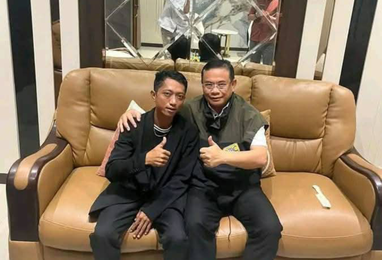 Aksi Demo Pemakzulan Sudewo Gagal, Ahmad Husain Masuk Angin Berdamai dengan Bupati Pati