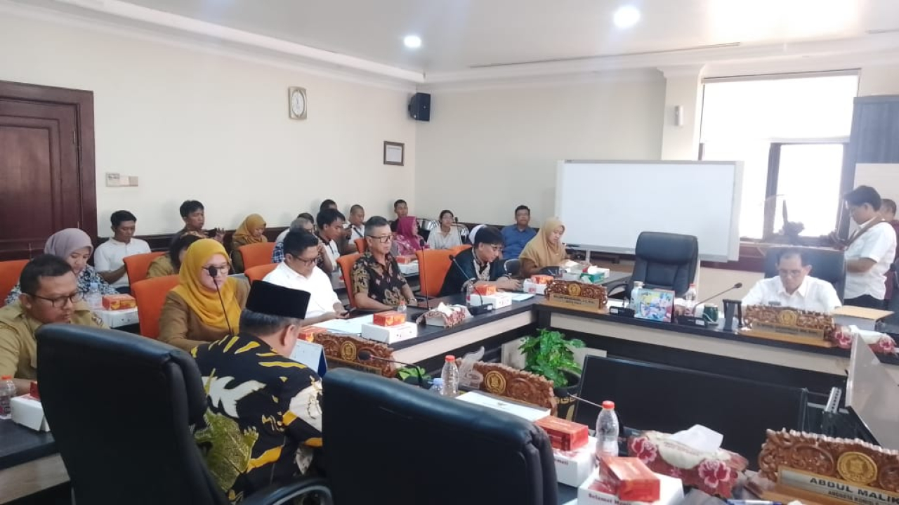 Polemik SPPG di Villa Bukit Mas DPRD Surabaya: Utamakan Dialog, Cari Jalan Tengah