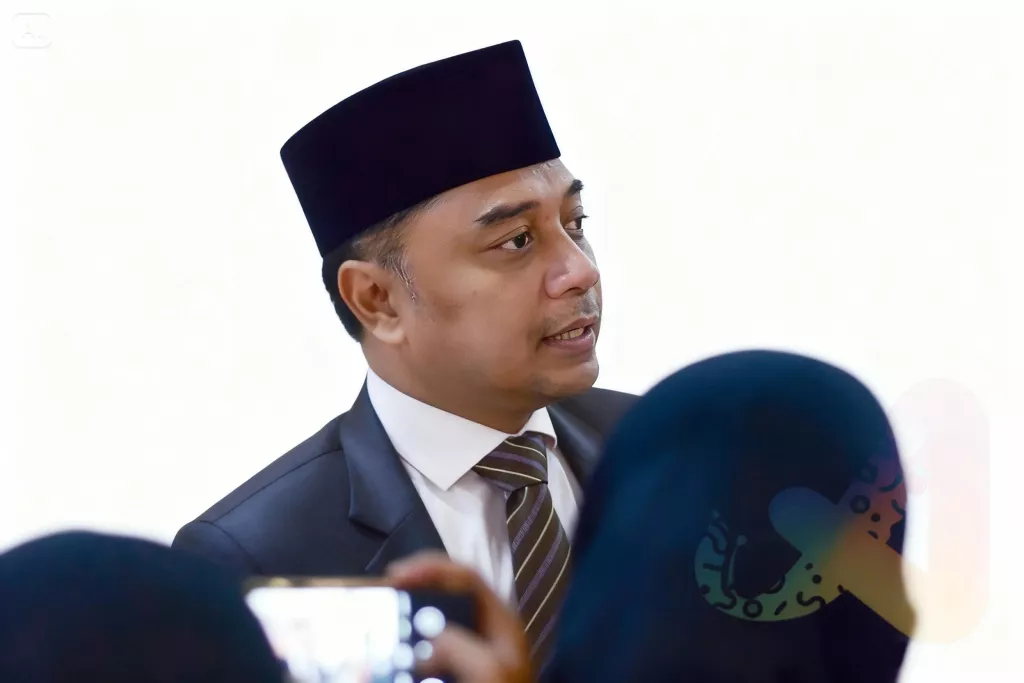 Atasi Mahasiswa Miskin Sulit Biaya Kuliah, Eri Cahyadi Revisi Perwali Beasiswa Surabaya