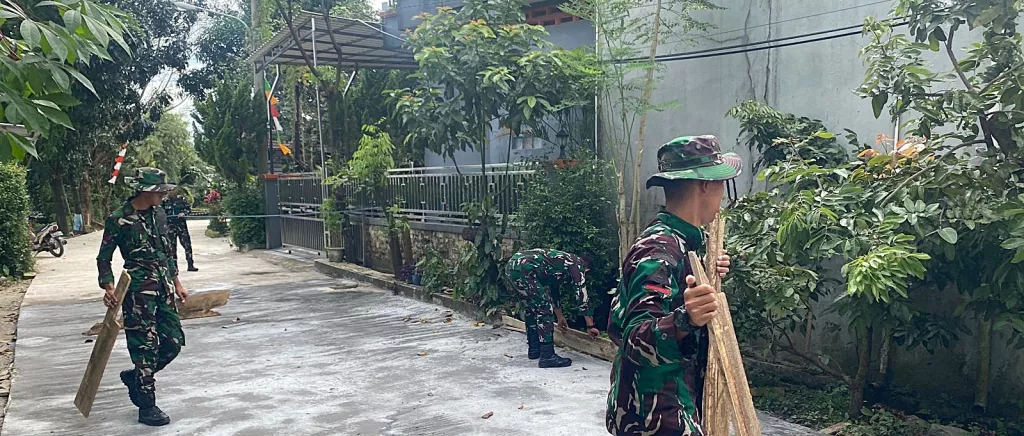 Kolaborasi TNI-Polri dan Warga, Pengerasan Jalan TMMD Capai 81 Persen