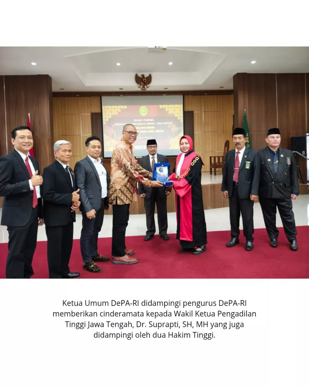 Pengadilan Tinggi Jateng Ambil Sumpah 19 Advokat DePA-RI