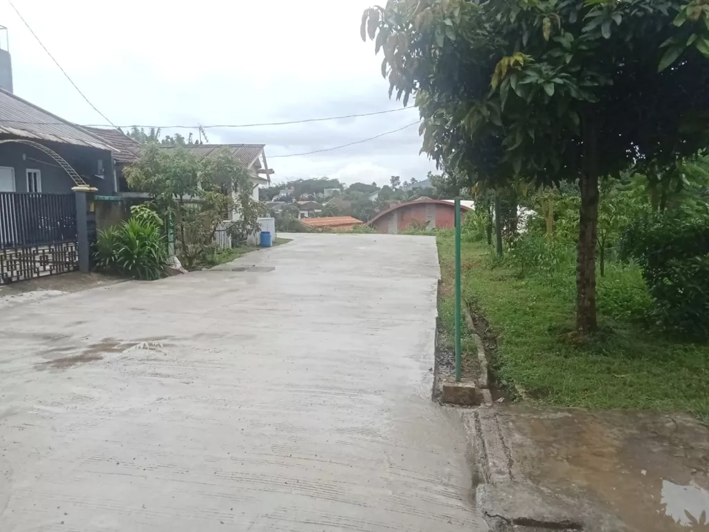 Sinergi TNI–Polri dan Warga, Jalan Lingkungan di Sukamaju Depok Tuntas 100 Persen