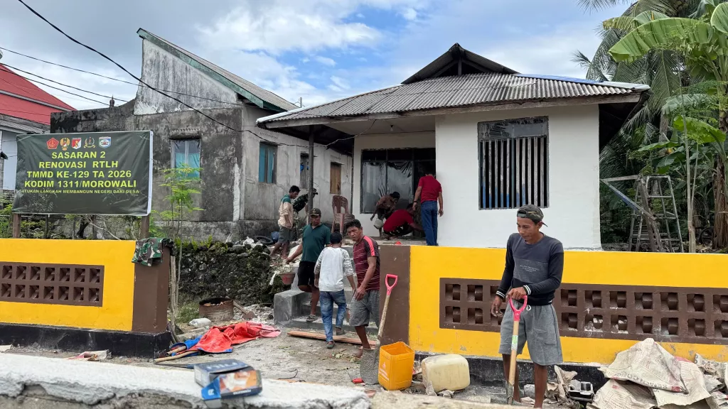 Renovasi RTLH Bapak Hardi di Desa Pulau Dua Masuki Tahap Pengecoran Lantai dan Tangga