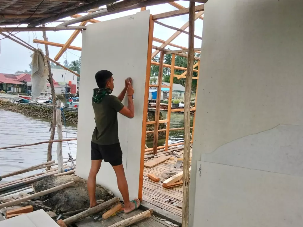 Rumah Direhab Satgas TMMD, Bapak Nardianto Ungkapkan Rasa Syukur dan Bahagia
