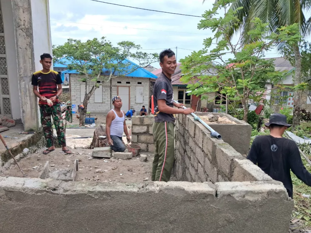 Masyarakat Senang Tak Lagi Berwudhu di Rumah, Satgas TMMD Bangun Manunggal Air di Masjid Desa Umbele Lama 