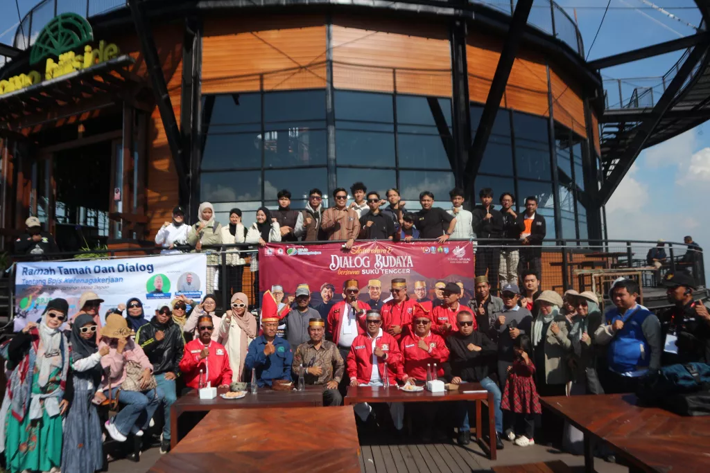 KKSS dan Masyarakat Tengger Teguhkan Persaudaraan Budaya di Lereng Bromo