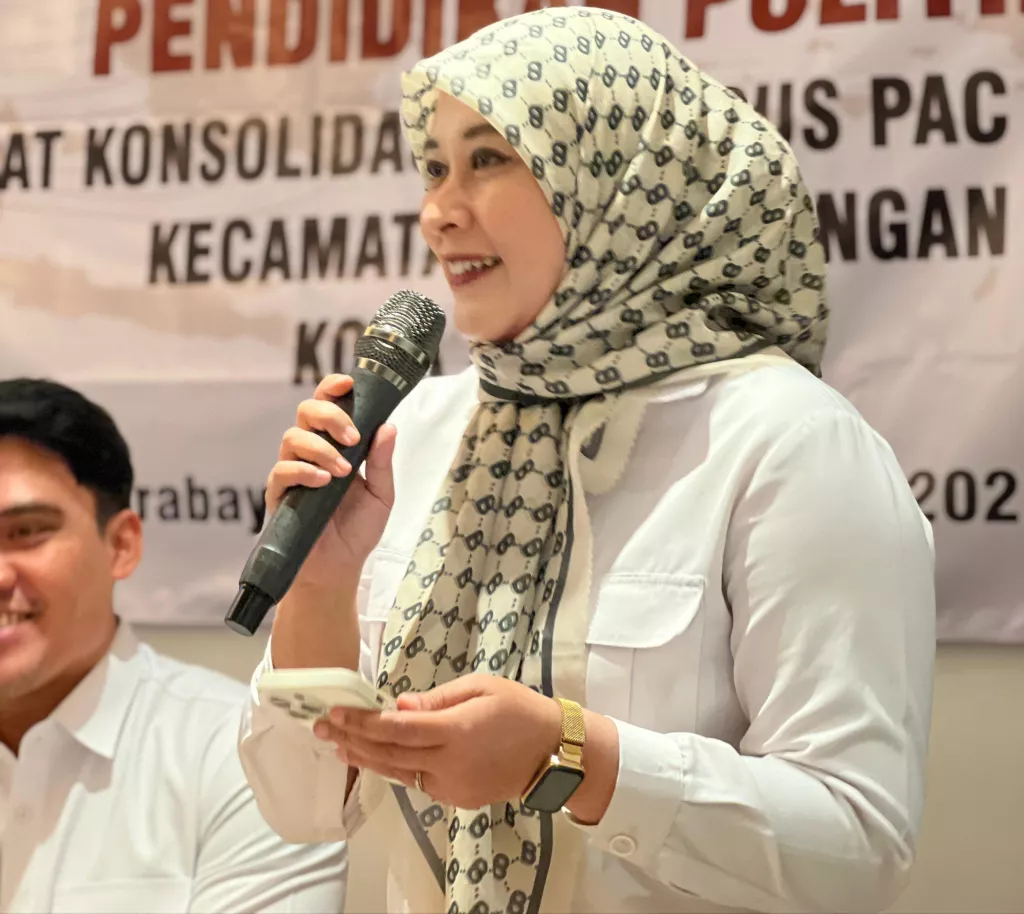 2 Tahun Pemerintahan Presiden Prabowo,Ajeng Wira Wati Apresiasi CKG, Sekolah Rakyat hingga MBG untuk Warga Surabaya