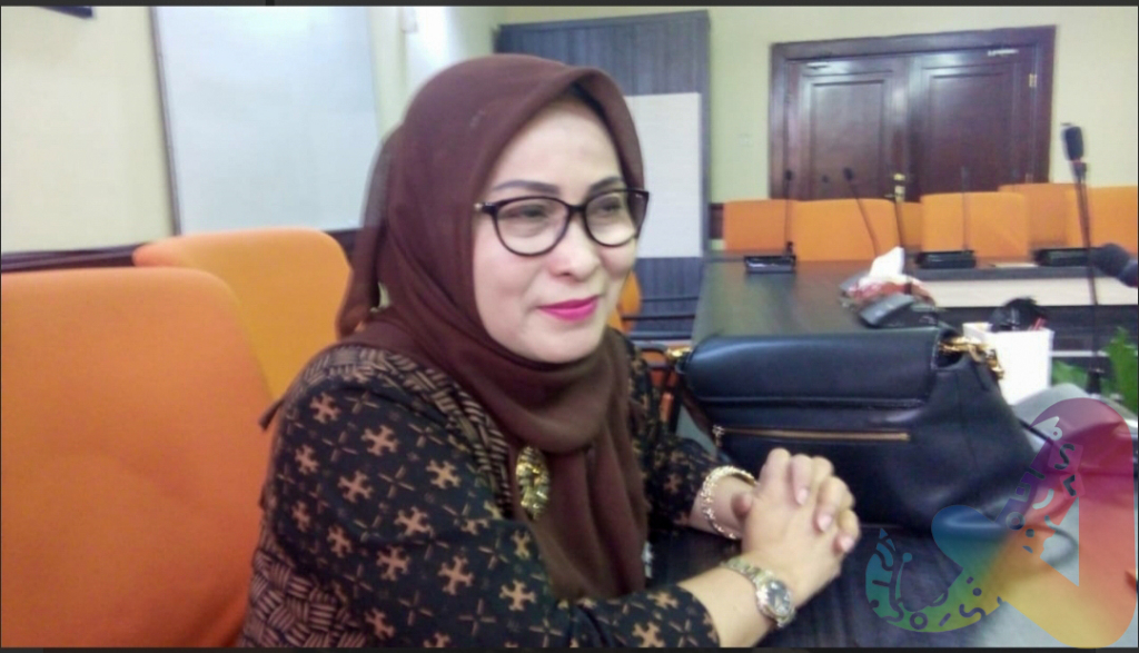 Plafon SMPN 60 Ambruk, Lutfiyah Minta Mitigasi Bencana Sekolah Diperketat