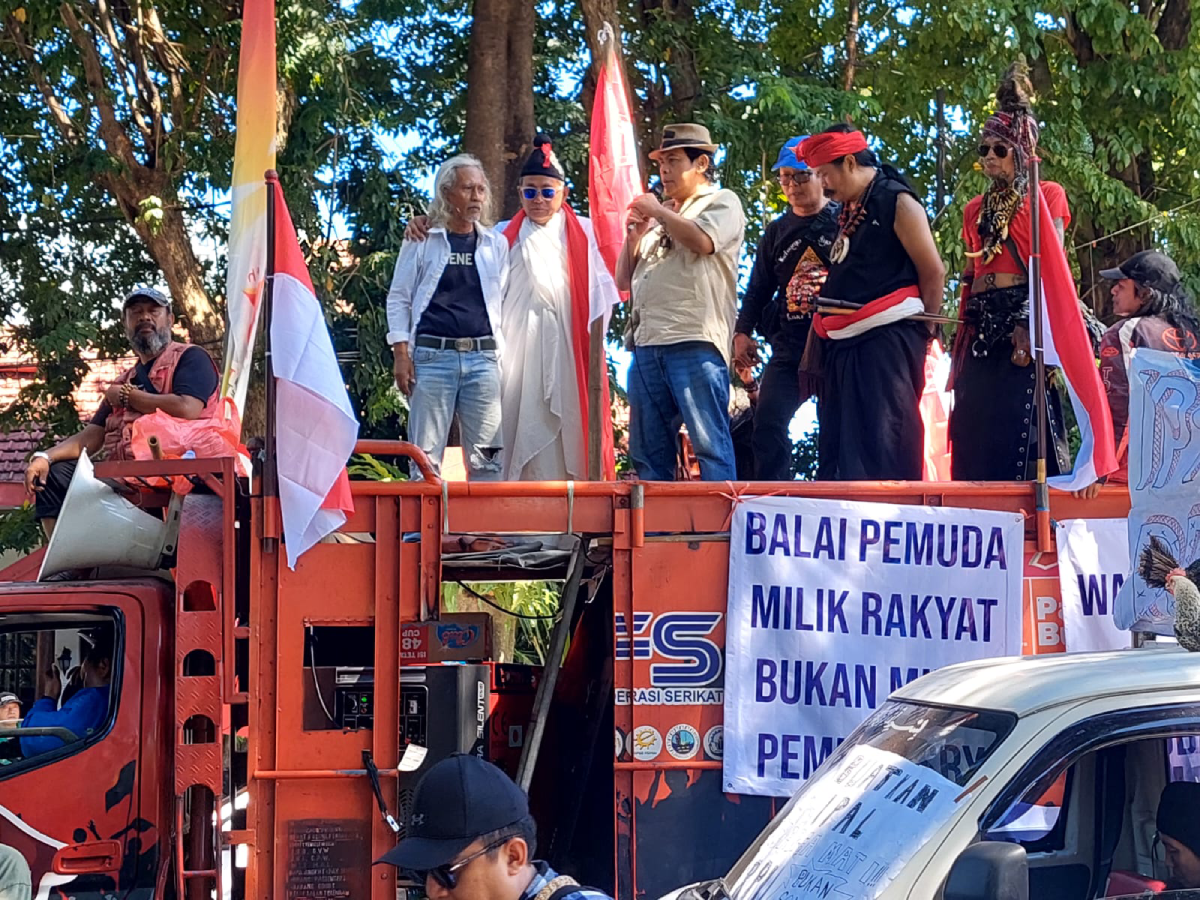 Aksi Solidaritas Budaya Surabaya Tolak Pengosongan Sekretariat dan Galeri DKS