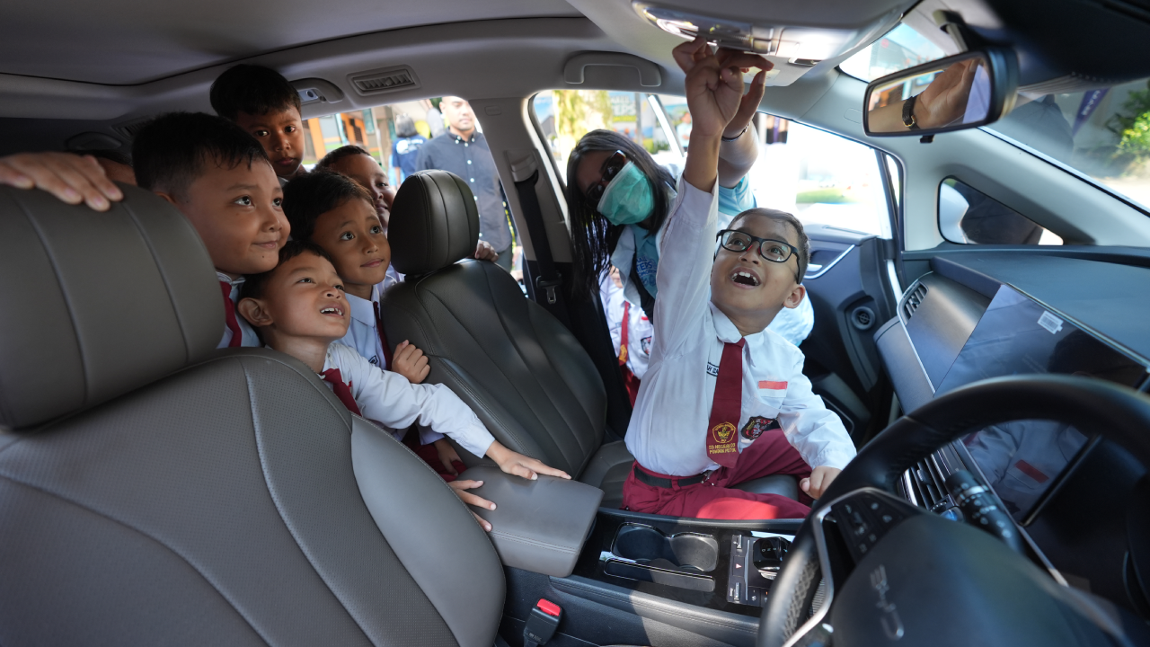 BYD Indonesia Perkuat CSR Pendidikan Lewat Program Small Steps for Tomorrow