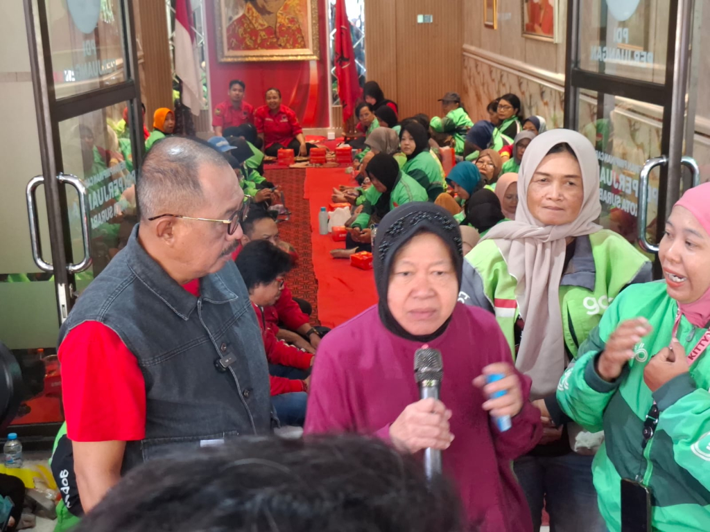 Risma Warning Pemkot Surabaya, Cari Pendapatan Tanpa Bebani Rakyat