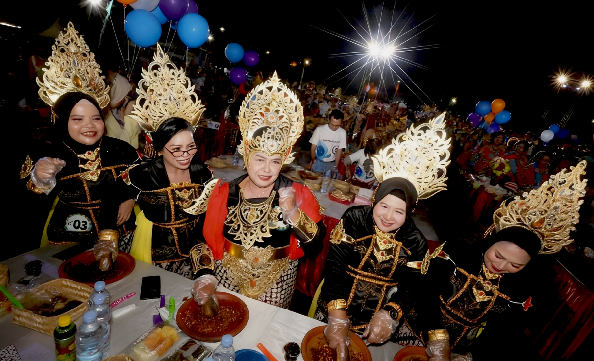 Festival Rujak Uleg 2026 Surabaya Hadir Lebih Meriah dengan Tema Rujak Phoria