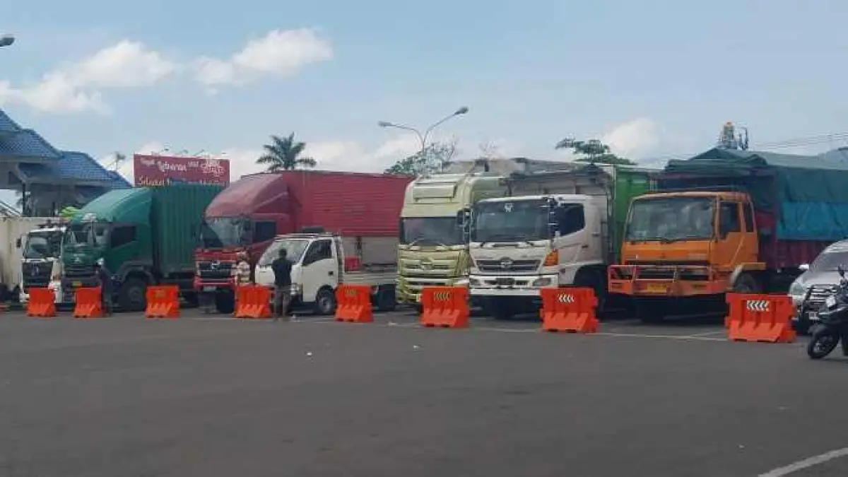 ASDP Perketat Arus Logistik di Gilimanuk, Antrean Truk Capai 2,6 Kilometer