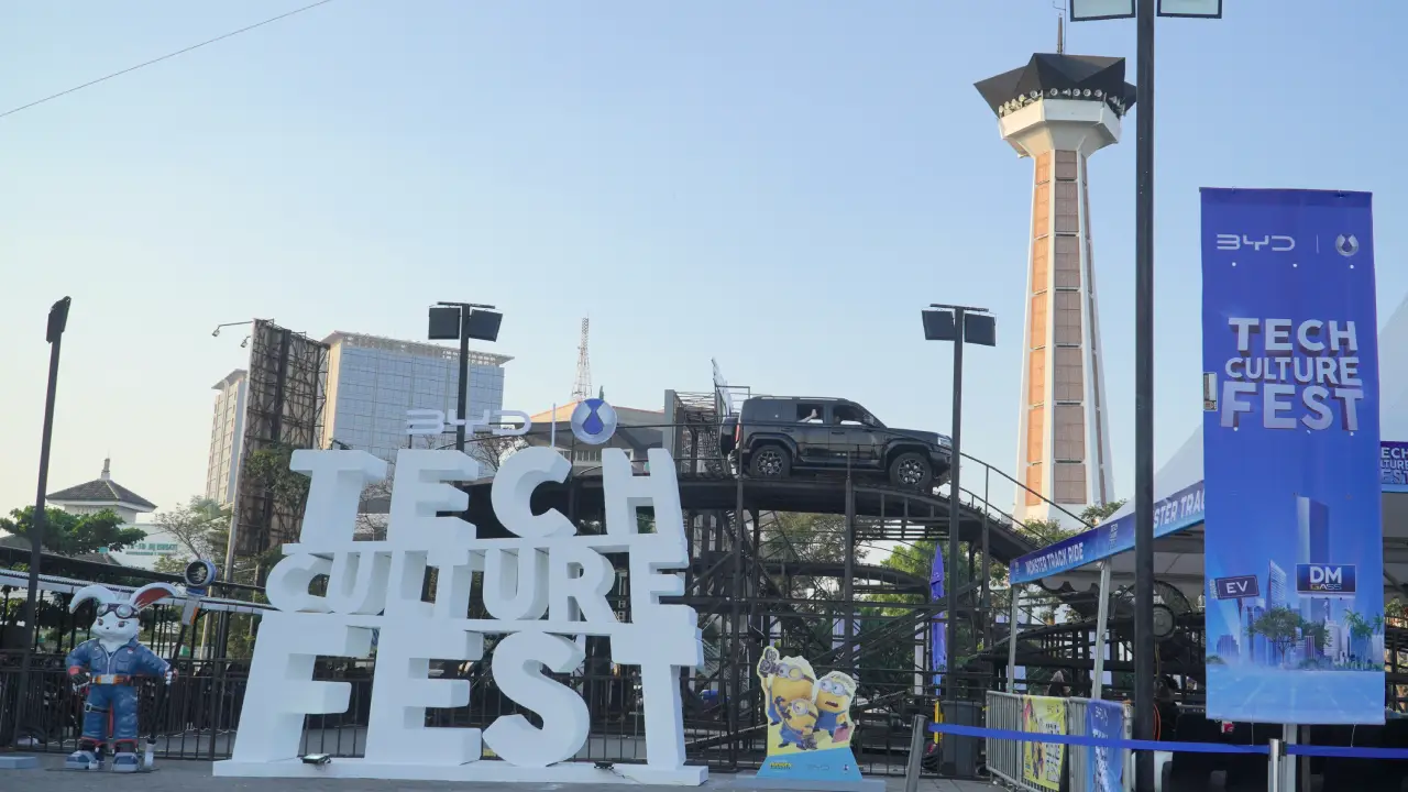 Teknologi EV dan Dual Mode BYD Diperkenalkan Lewat Festival di Semarang