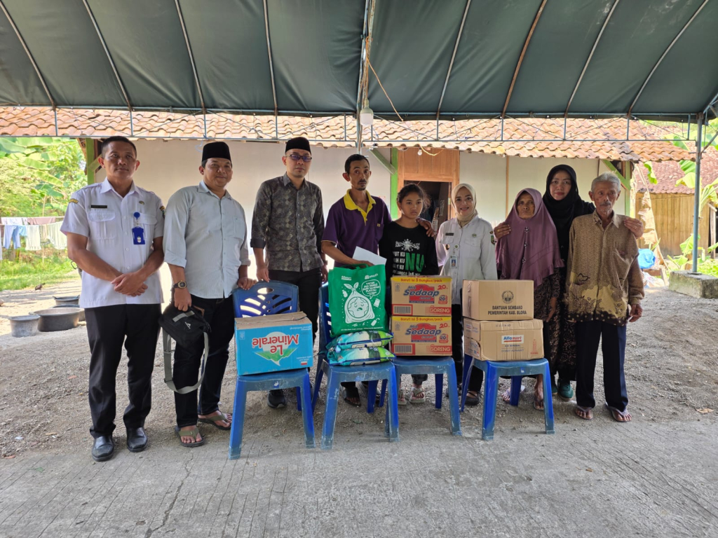 Gus Fahim Kunjungi Keluarga Almarhumah di Kabupaten Blora, Tawarkan Pendidikan Gratis di Ponpes Khozinatul Ulum