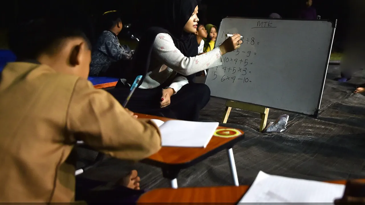 Berawal dari Keresahan, Pemuda Desa Ini Buka Bimbel Gratis untuk Anak-anak Alastlogo