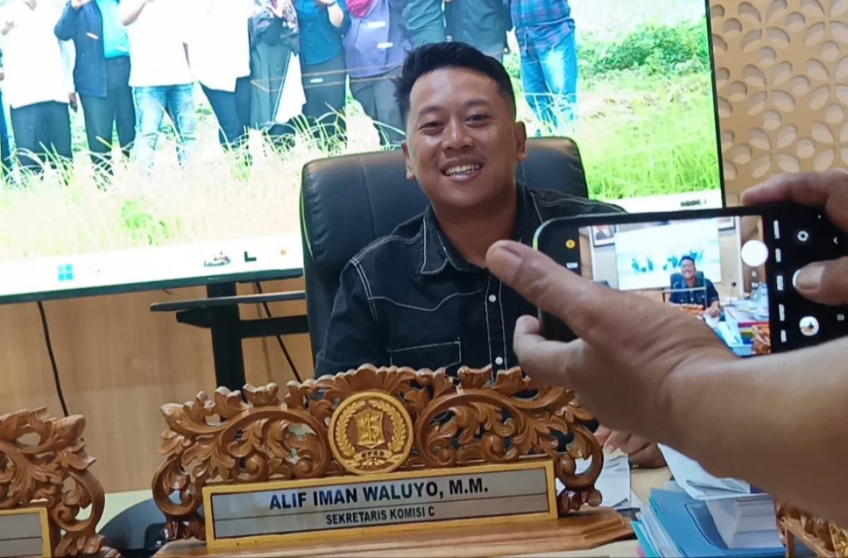Sampah Menumpuk Capai 60 Ton, DPRD Surabaya Dorong Efek Jera