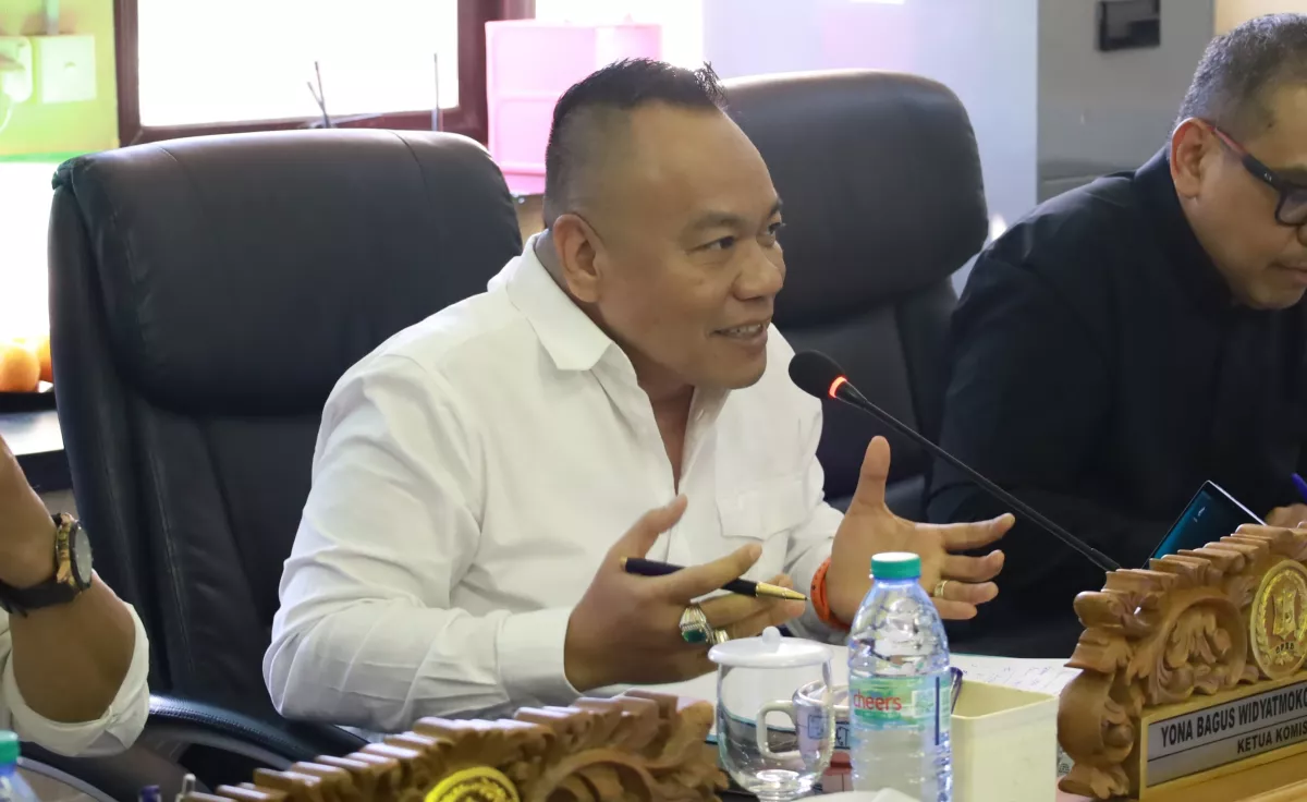Bendera Hitam Kampung Pancasila,DPRD Surabaya Desak Eri Cahyadi Tetapkan Indikator Jelas