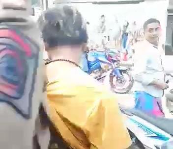 Diduga Embat Sepeda Motor, Pemuda Pirang Digelandang ke Polsek Banyuates 
