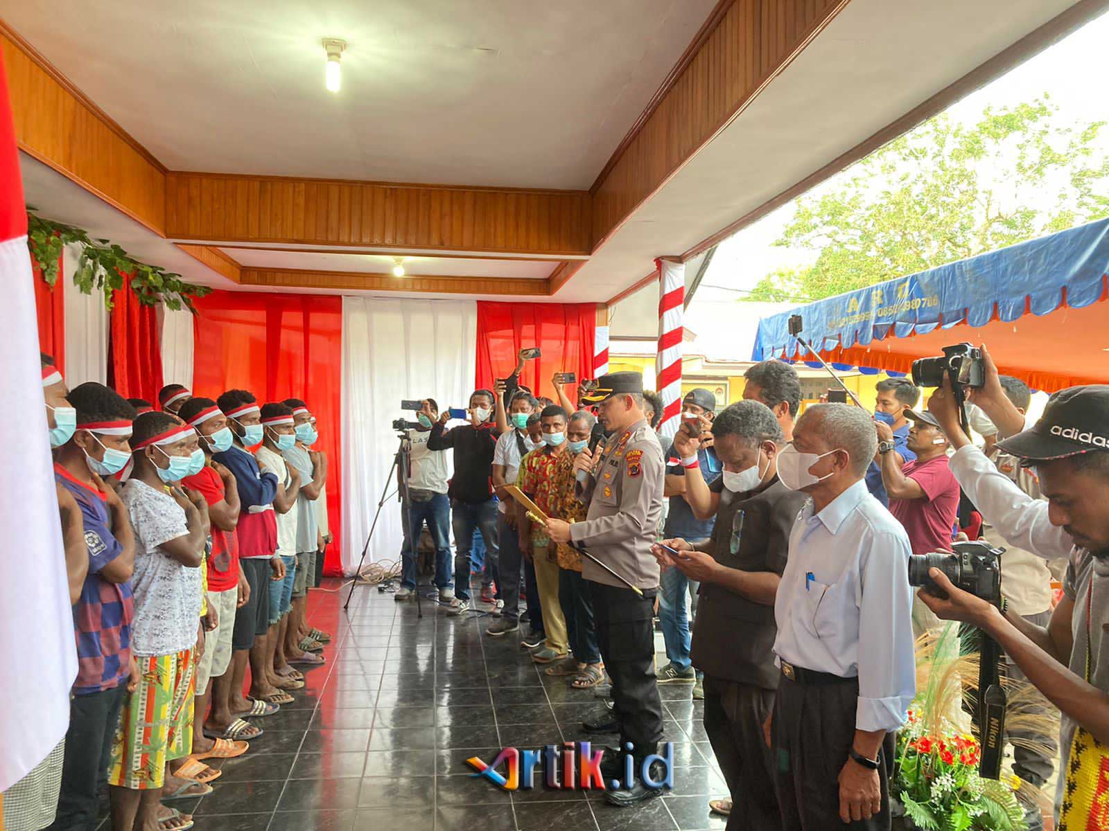 KKB Kampung Ambaidiru Akhirnya Pulang ke Pangkuan NKRI
