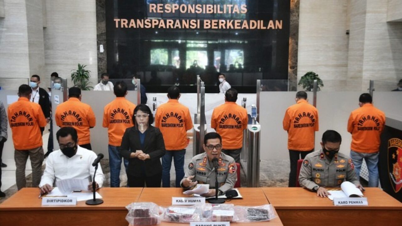 Ekspos kasus dugaan korupsi usai OTT Bupati Nganjuk Novi Rahman Hidayat, di Gedung Bareskrim Polri, Selasa 11 Mei 2021.
