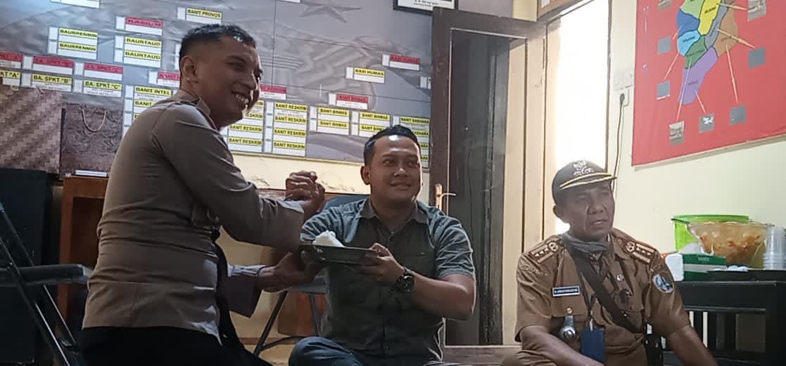 Jabat Kasatlantas, Kapolsek Robatal Tinggalkan Sampang