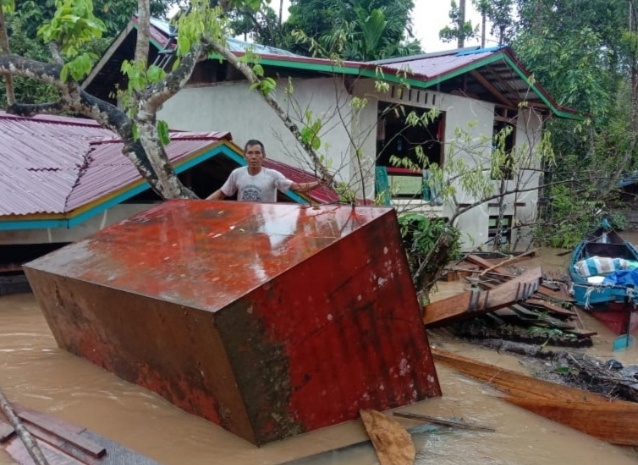 Banjir 10 Kecamatan yang Melanda Sintang Mulai Surut