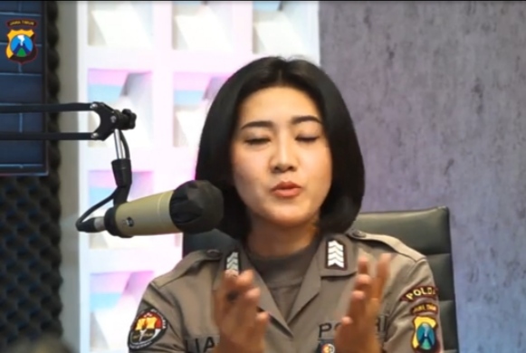 Tayangan Video, Pengen Jadi Polisi Harus Belajar, Jangan Nyogok