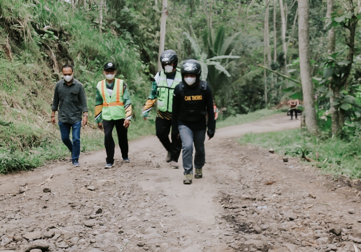Bupati Tinjau Kesiapan Rekontruksi 9 Ruas Jalan di Lumajang