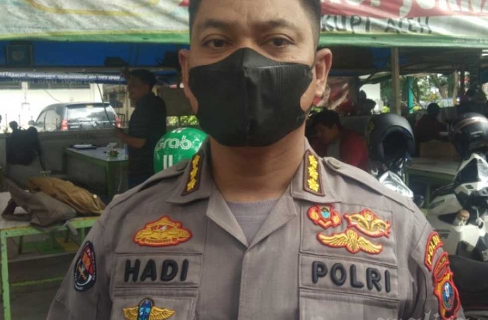 Pukul Seorang Anak di Parkiran, Pengendara Mobil Toyota Prado Diincar Polisi